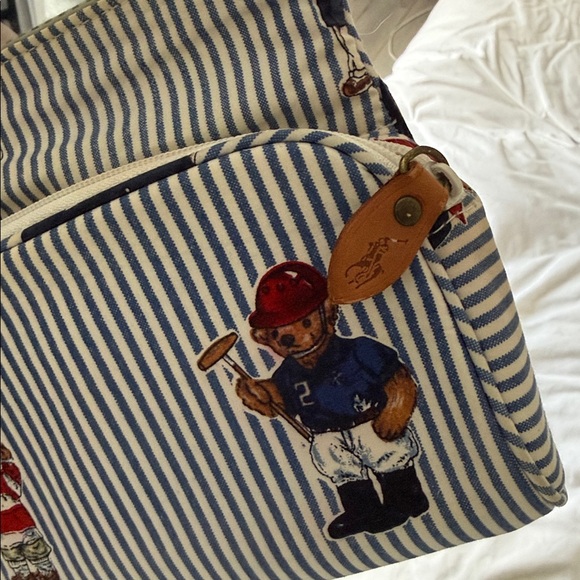 Ralph Lauren Cosmetic Bag - Picture 4 of 4